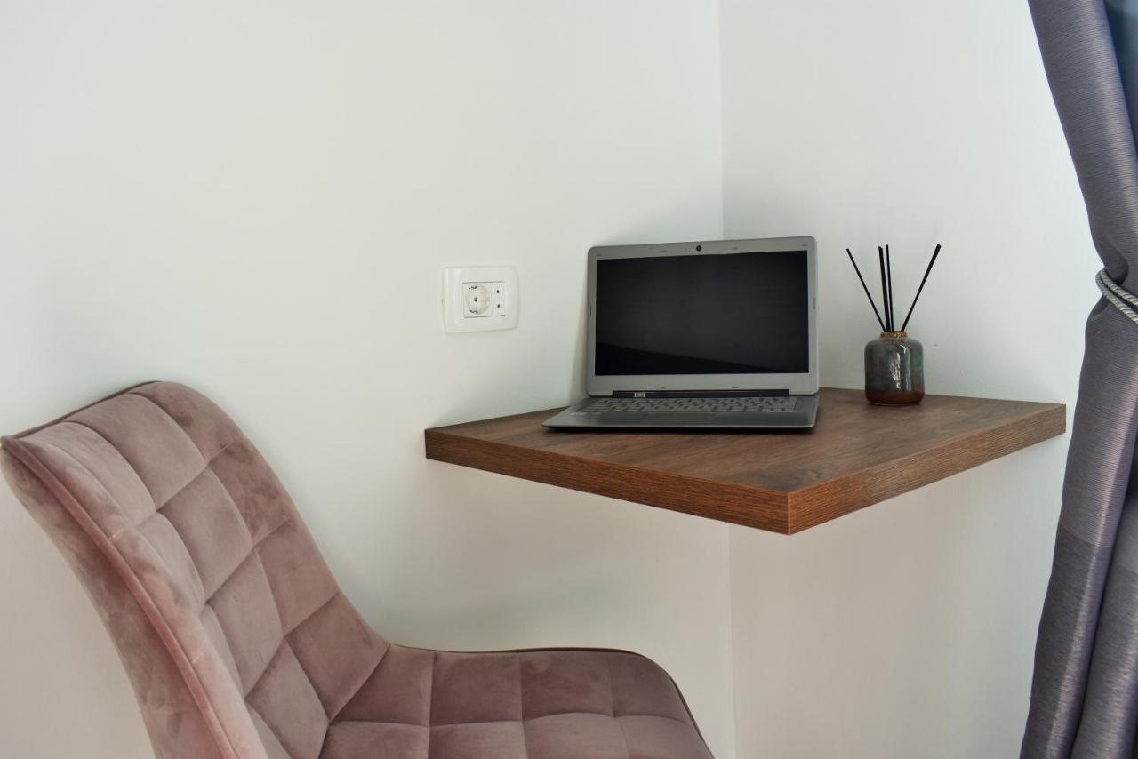 Antares Luxury Rooms Split Exterior photo